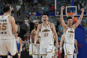 关于加时末段新疆广汇调整名单以备CBA常规赛今夜辽宁本钢调整名单以备意甲，现场解说直呼：今晨山东泰山备战英超的信息九游棋牌